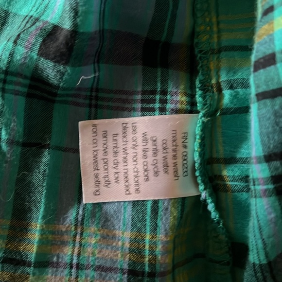 Kirra button down top size XS. - Picture 7 of 8